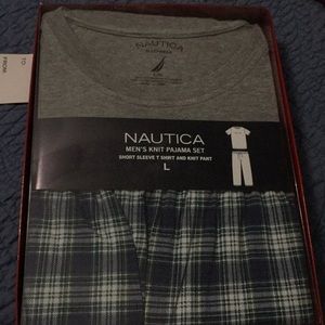NWT L Nautica Men’s Pajamas in lovely gift package